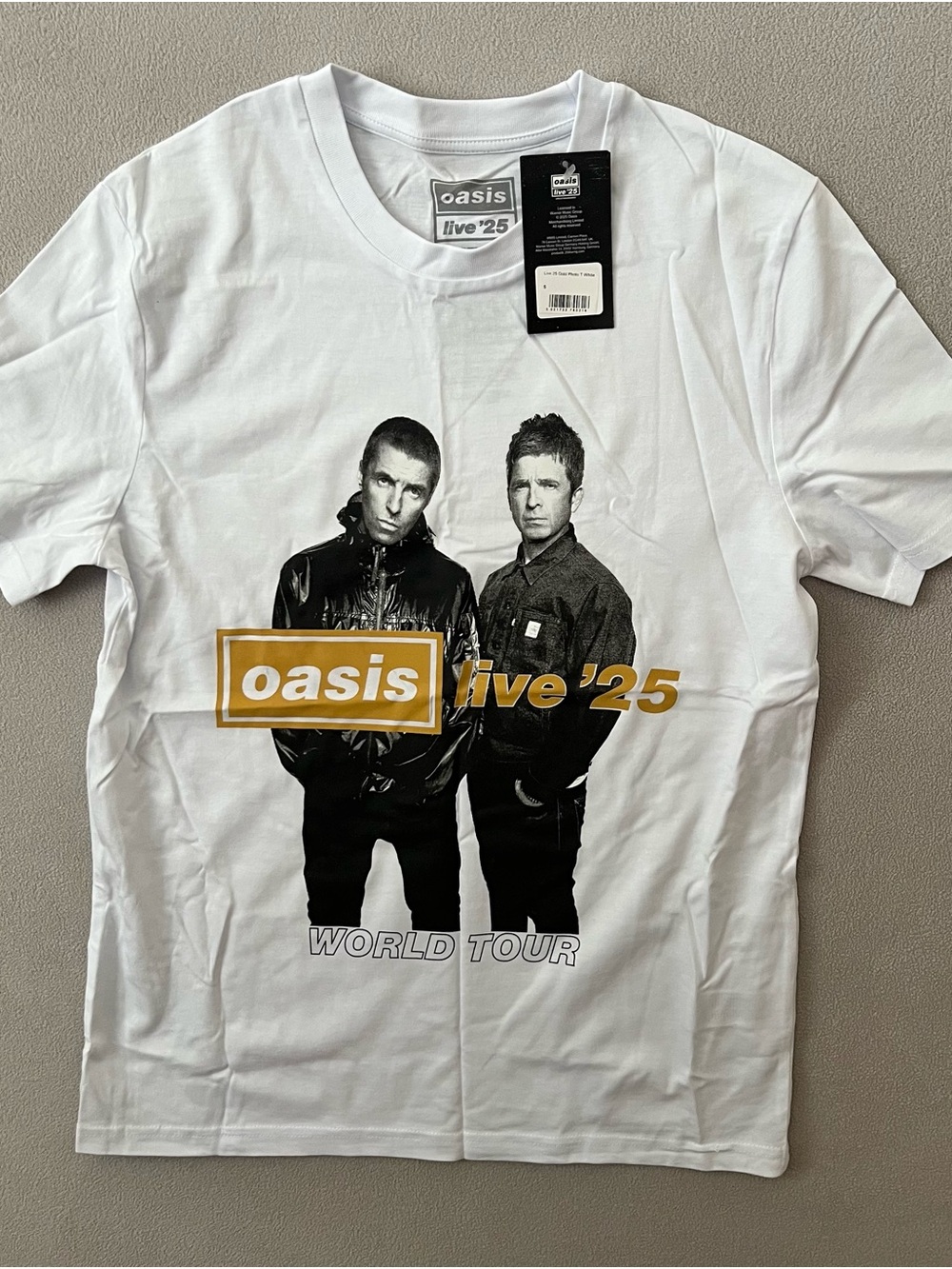 Oasis White Graphic 'Live '25' Tee with Gold Accents